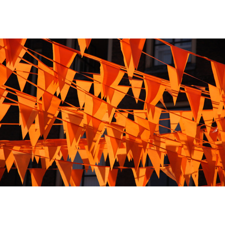 EK oranje straat/ huis versiering pakket met oa 1x  Holland spandoek 70 x300 en 100 m vlaggenlijnen